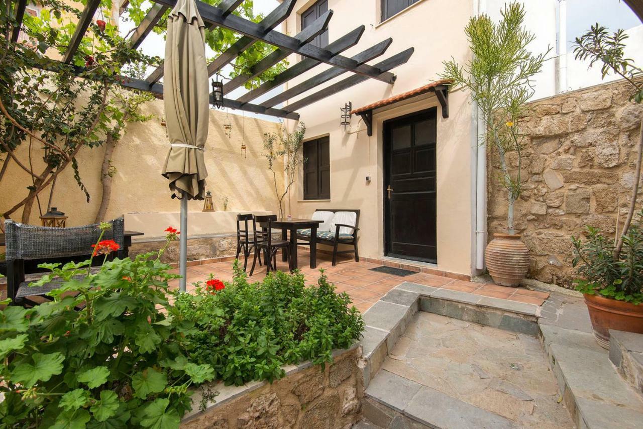 Chris Αpartments Old Town Apartment Rhodes City Exterior foto