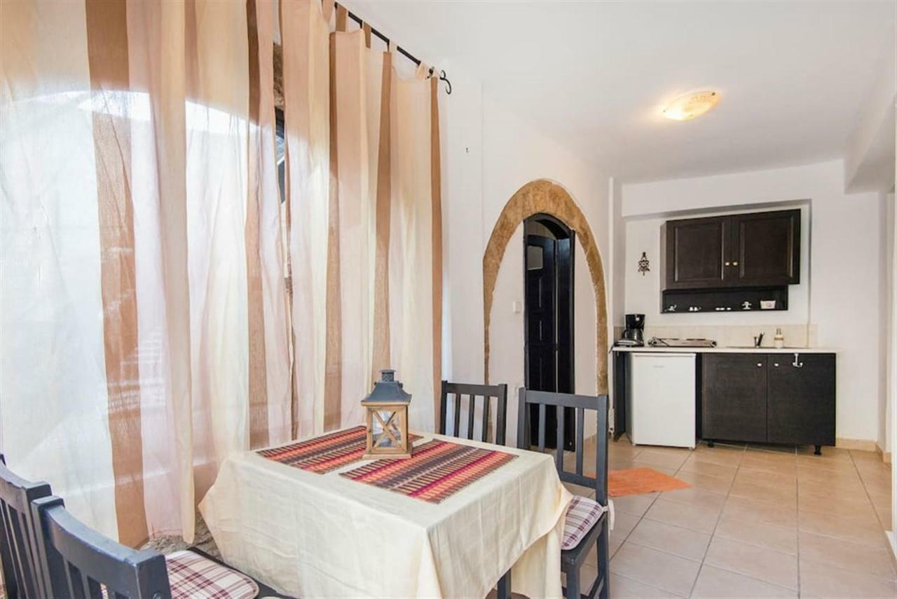 Chris Αpartments Old Town Apartment Rhodes City Exterior foto